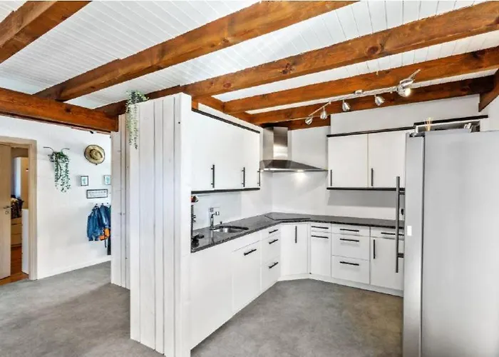 Avec Grand Jardin, Proche Du Centre-ville Villa *